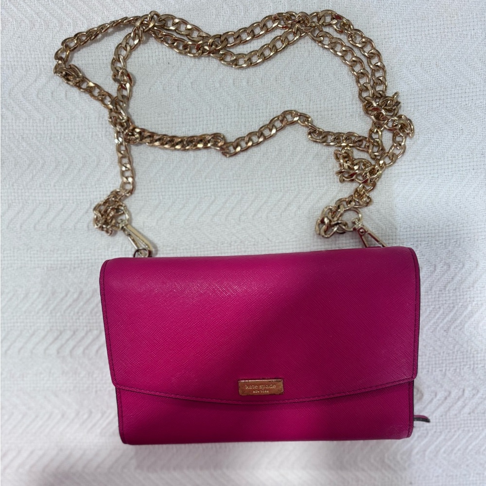 Kate Spade Magenta Crossbody Bag with Gold Chain - Picture 2 of 10